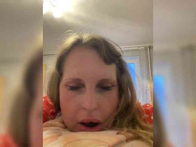 Mila_sisi webcam