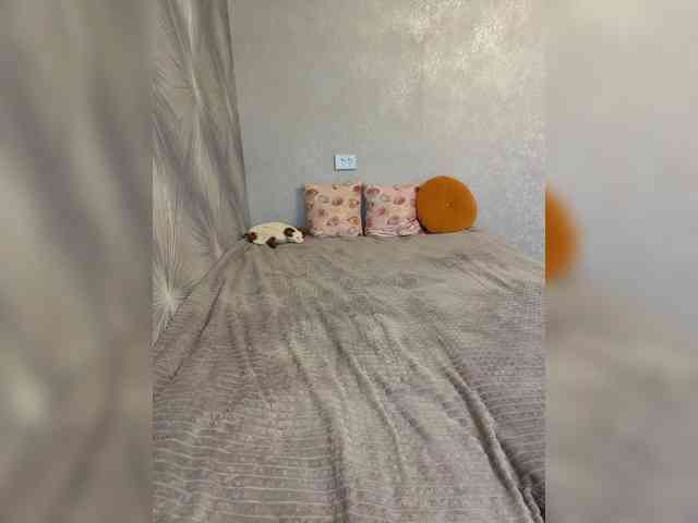 Mila_sisi webcam
