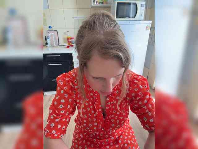 Mila_sisi webcam