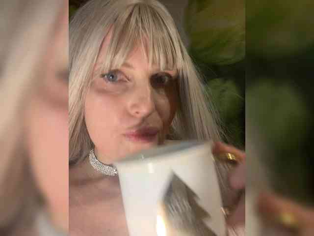 Milena_sisi
