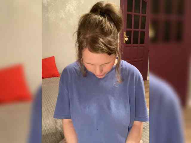 Mila_sisi webcam