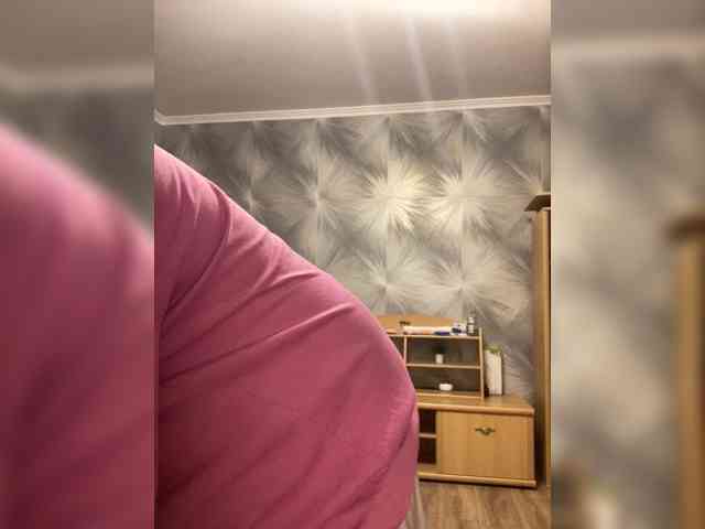Mila_sisi webcam