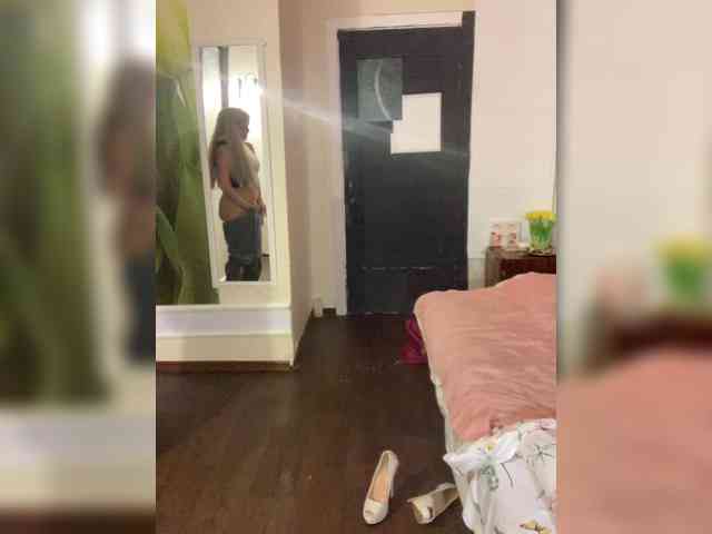 Milena_sisi webcam