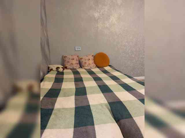 Mila_sisi webcam