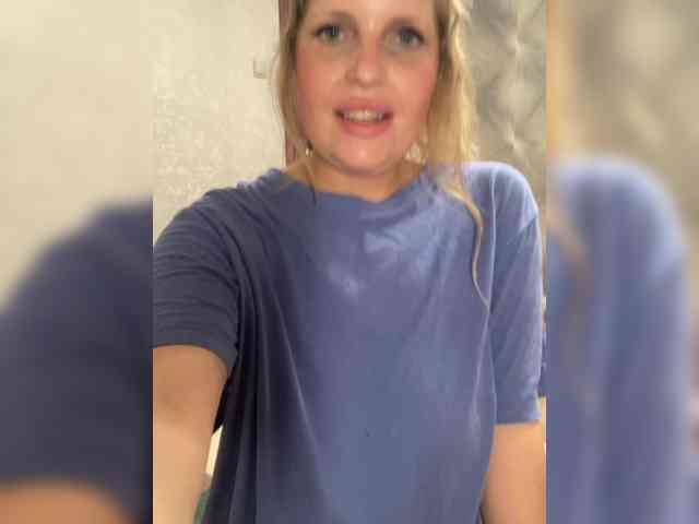 Mila_sisi webcam