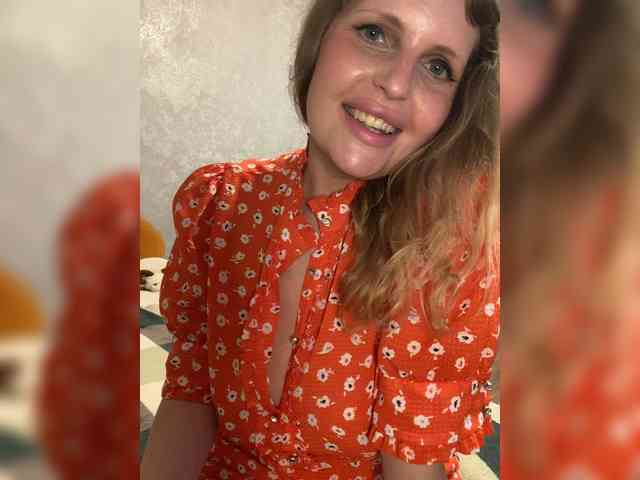 Mila_sisi webcam