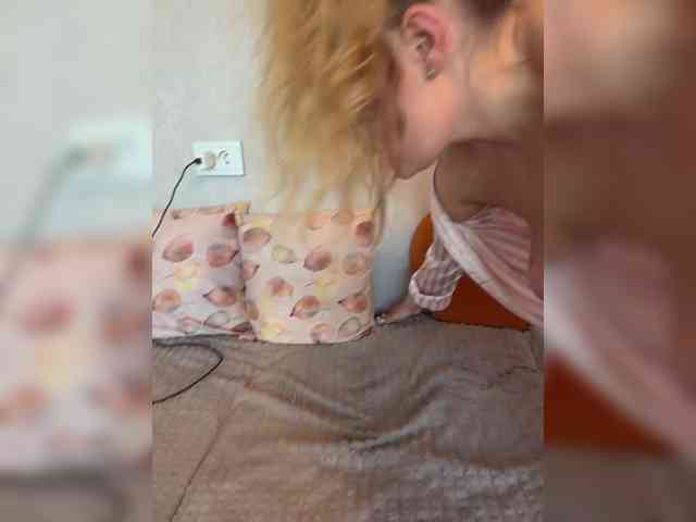 Mila_sisi webcam