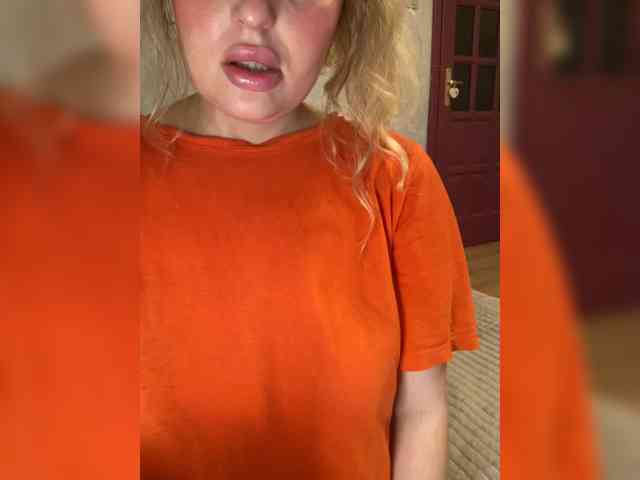 Mila_sisi webcam