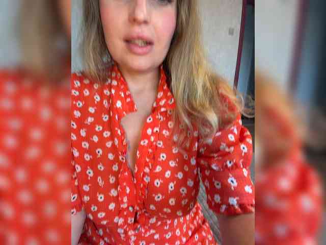 Mila_sisi webcam