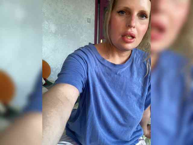 Mila_sisi webcam