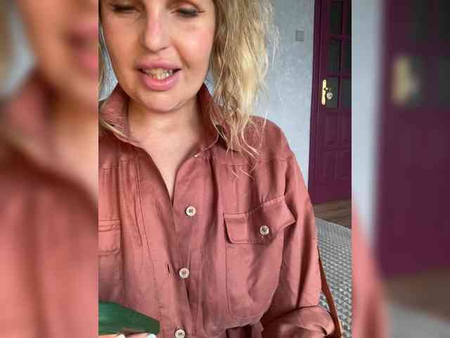 Mila_sisi webcam