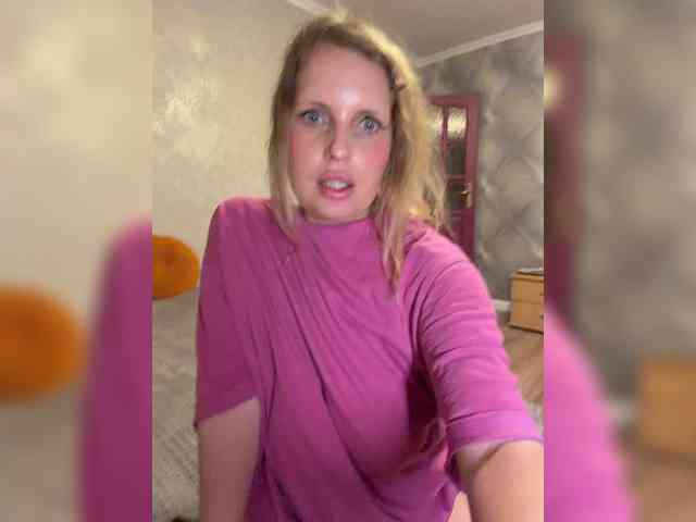 Mila_sisi webcam