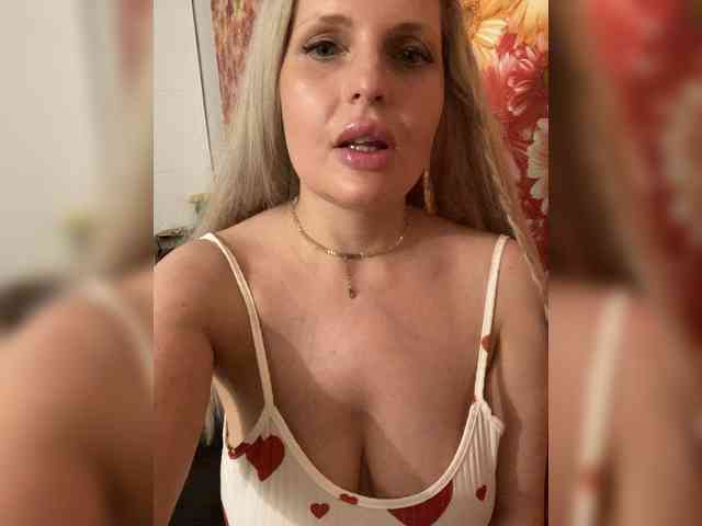 Milena_sisi webcam