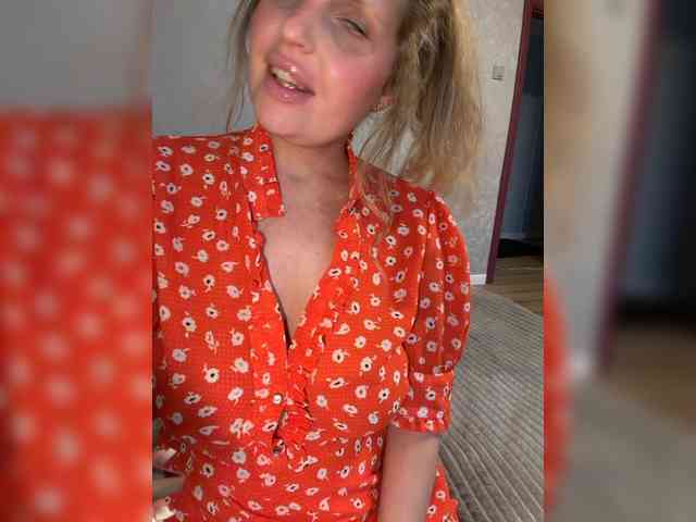 Mila_sisi webcam