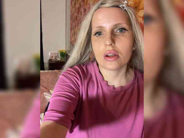 Milena_sisi webcam