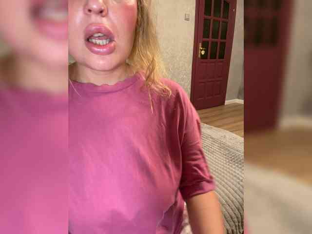 Mila_sisi webcam