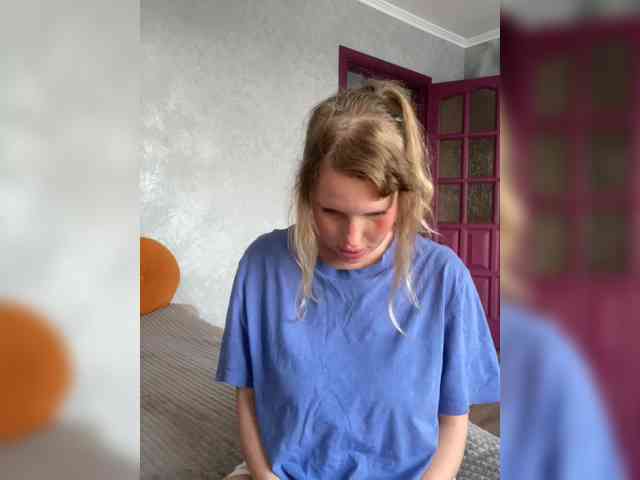 Mila_sisi webcam