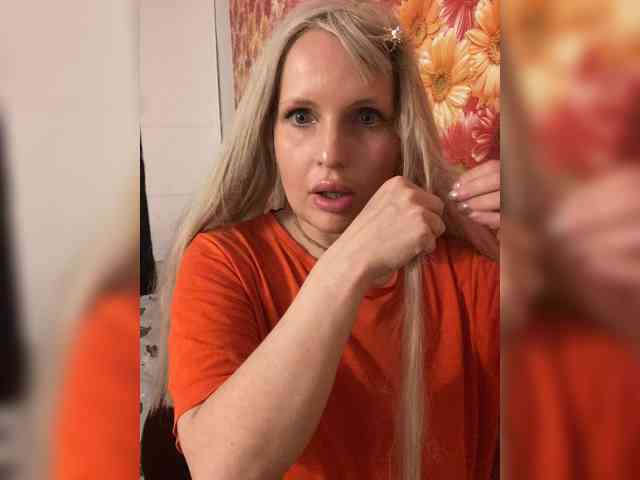 Milena_sisi webcam
