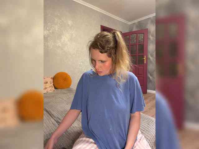 Mila_sisi webcam