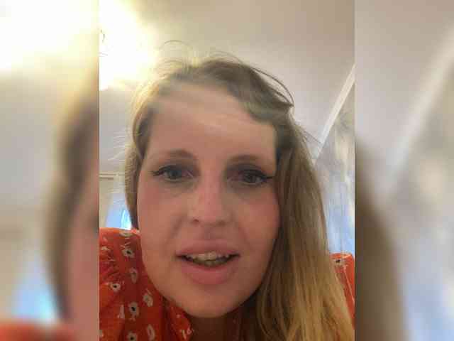 Mila_sisi webcam