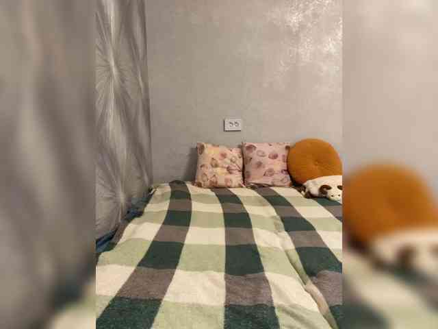 Mila_sisi webcam