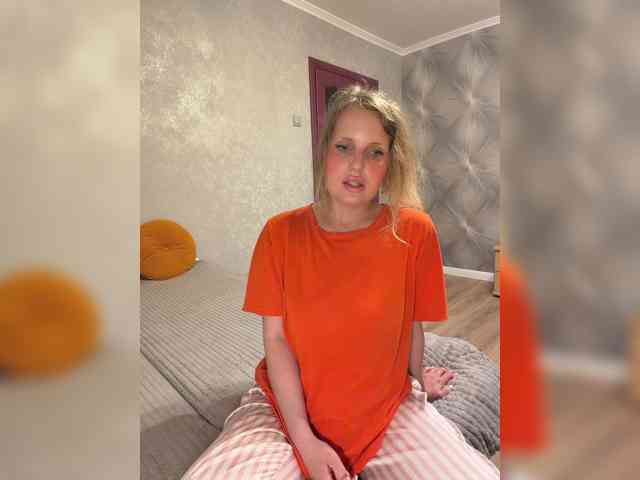 Mila_sisi webcam