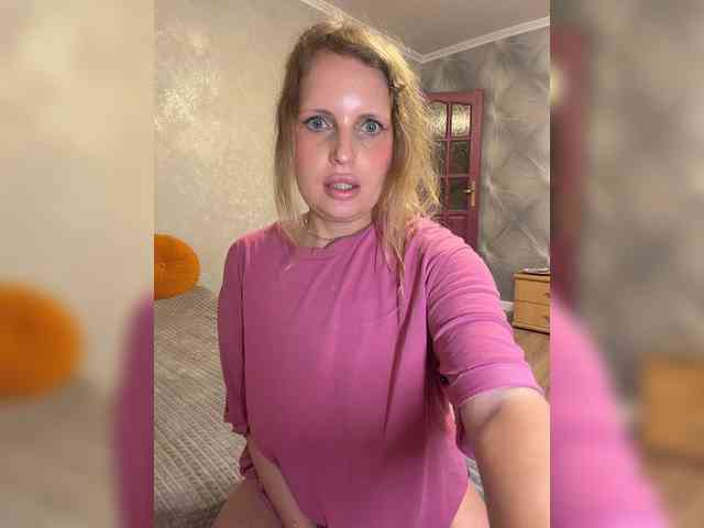 Mila_sisi webcam