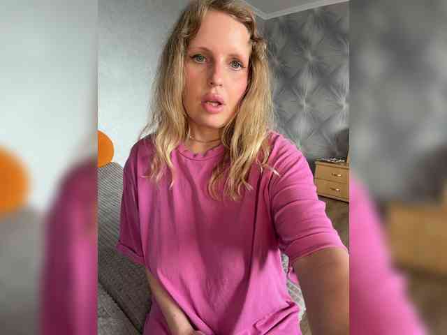 Mila_sisi webcam