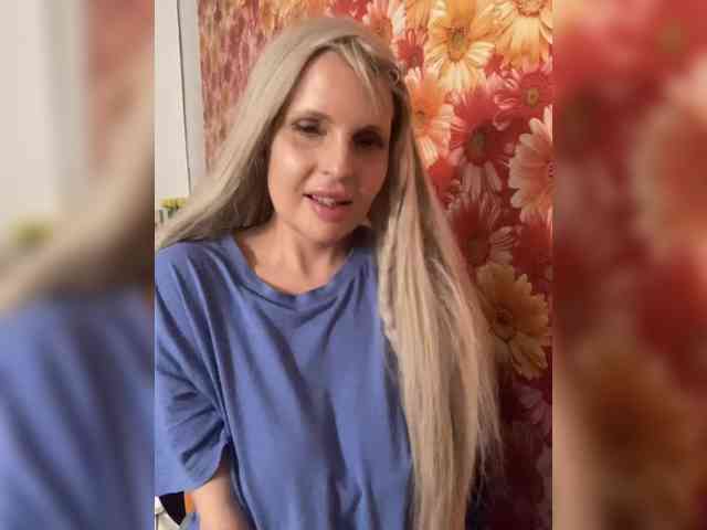 Milena_sisi webcam