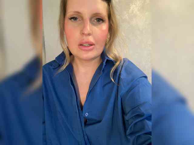 Mila_sisi webcam