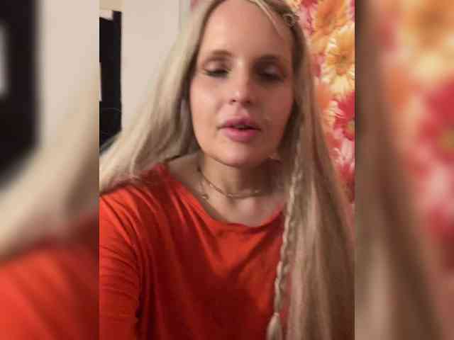 Milena_sisi webcam