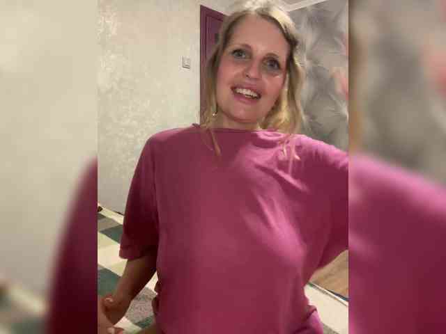Milana40 Sex Cam Show