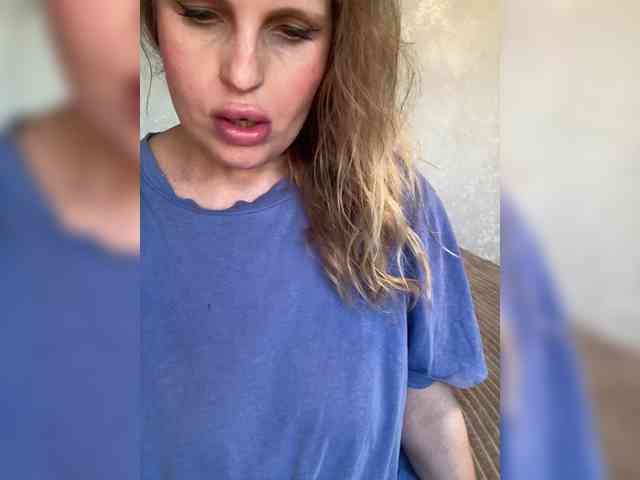 Mila_sisi webcam