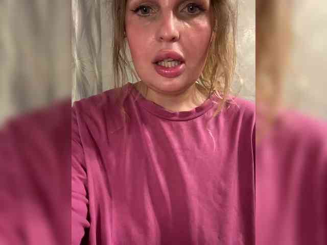 Mila_sisi webcam