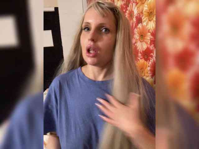 Milena_sisi webcam