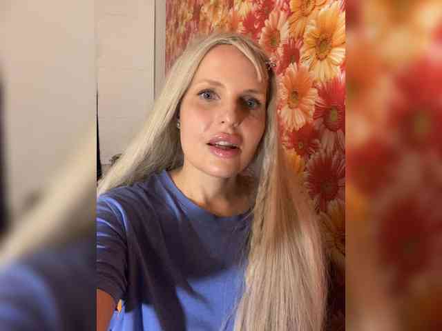 Milena_sisi webcam