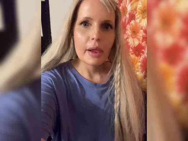 Milena_sisi webcam