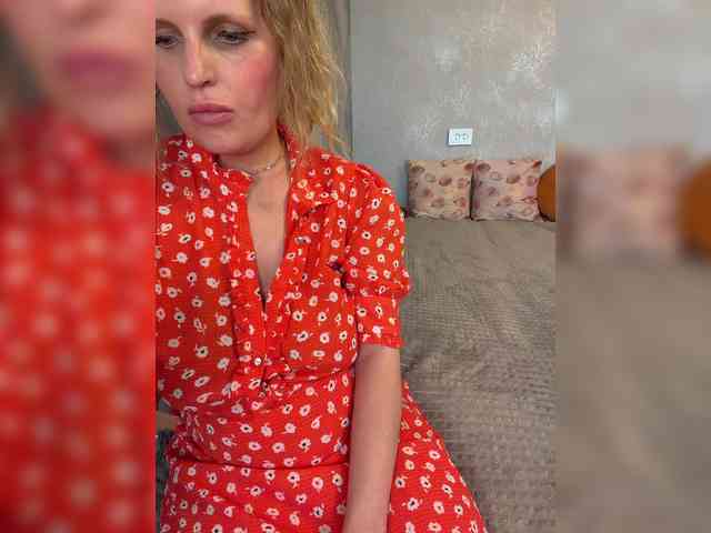 Mila_sisi webcam
