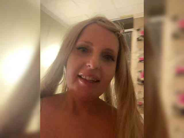 Milena_sisi webcam