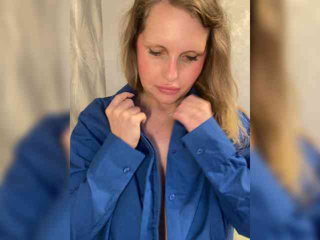 Mila_sisi webcam