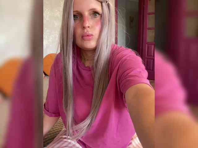 Model: Mila_sisi