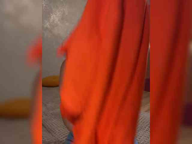 Mila_sisi webcam