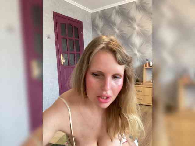 Mila_sisi webcam