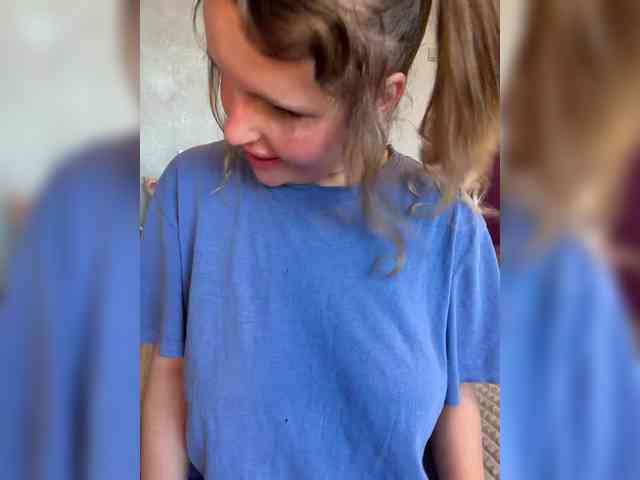 Mila_sisi webcam