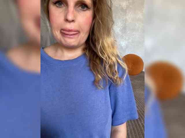 Mila_sisi webcam