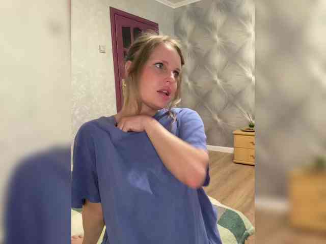Mila_sisi webcam