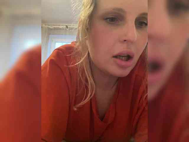 Mila_sisi webcam