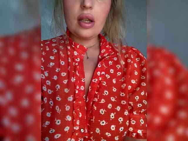 Mila_sisi webcam