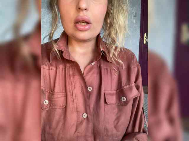 Mila_sisi webcam
