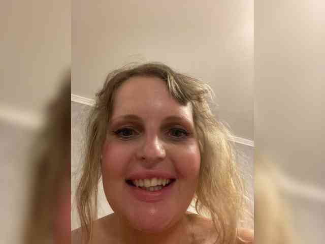 Mila_sisi webcam